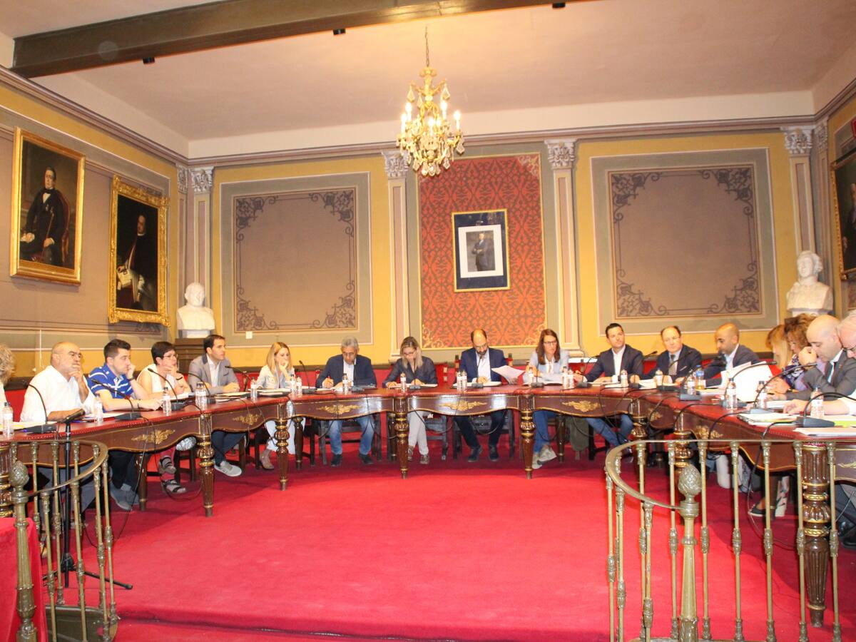 El Ayuntamiento de Barbastro celebra pleno extraordinario