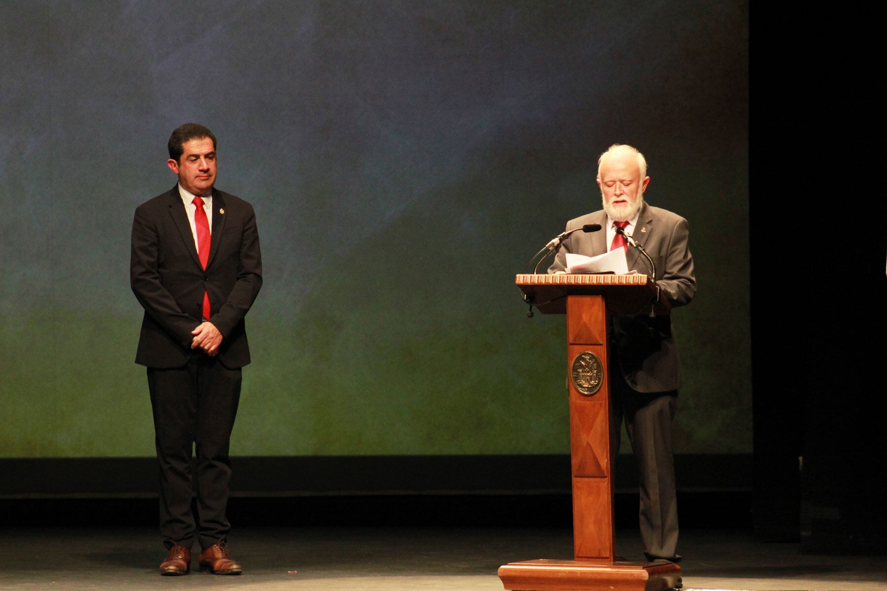Juan José Olcina en el acto Vespra d&#039;Abril en el Teatro Calderón de Alcoy