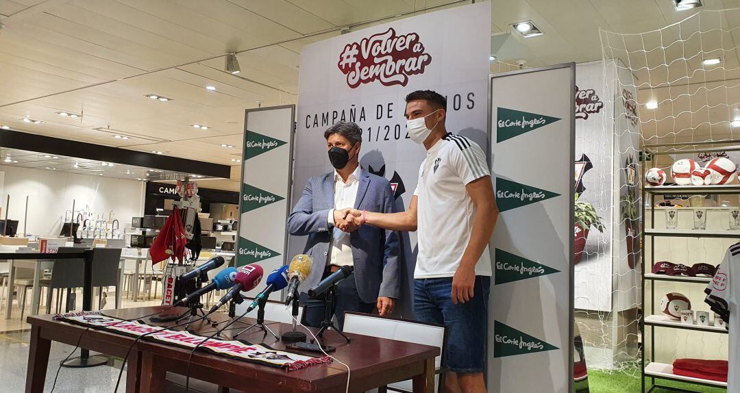 Presentación de Jordi Sánchez en El Corte Inglés