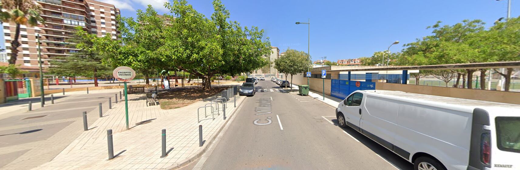 Imagen de un tramo de la calle Villavieja, situada en el barrio Rafalafena de Castellón