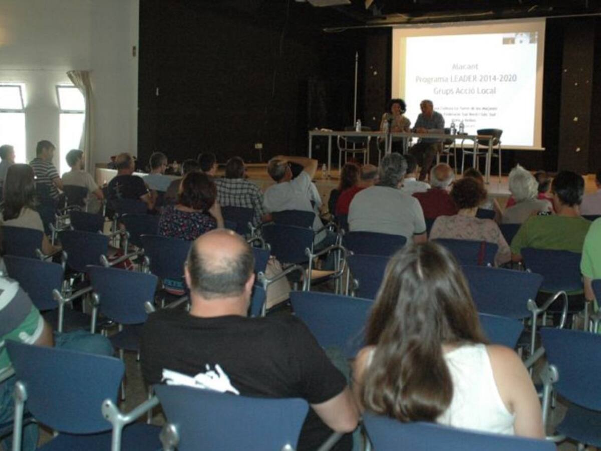 Un millón de euros para potenciar el desarrollo rural del sur de Alicante