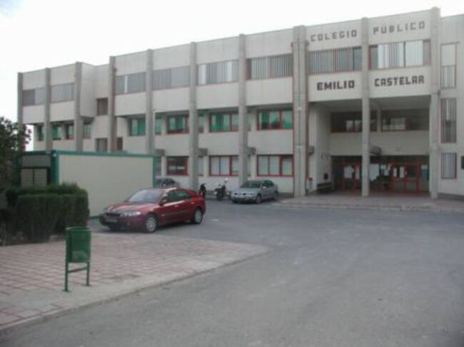 Colegio Miguel de Cervantes, en el antiguo Emilio Castelar
