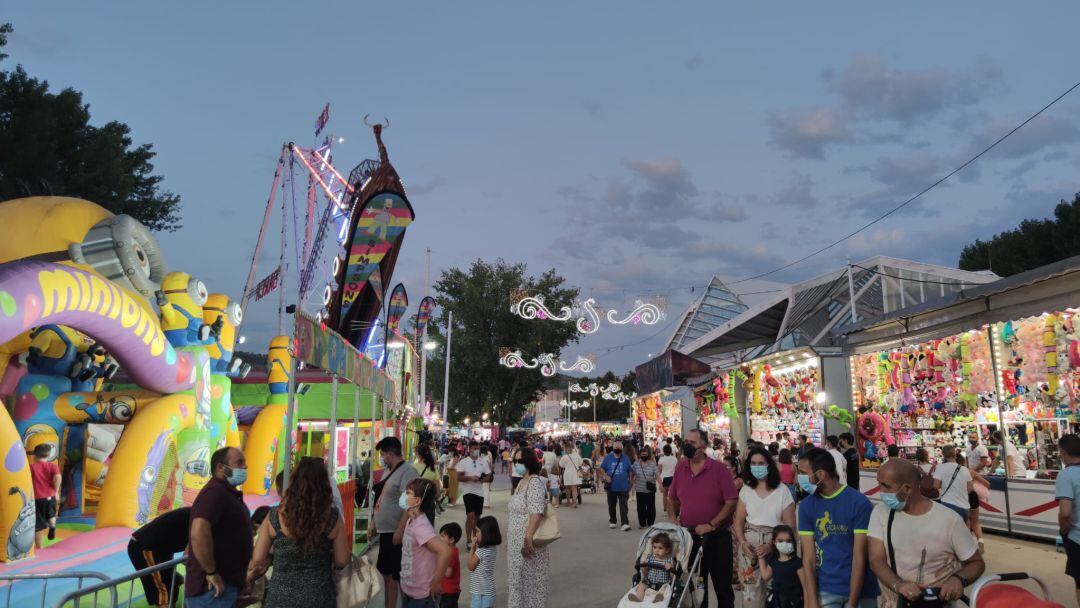 Gente en el Recinto Ferial