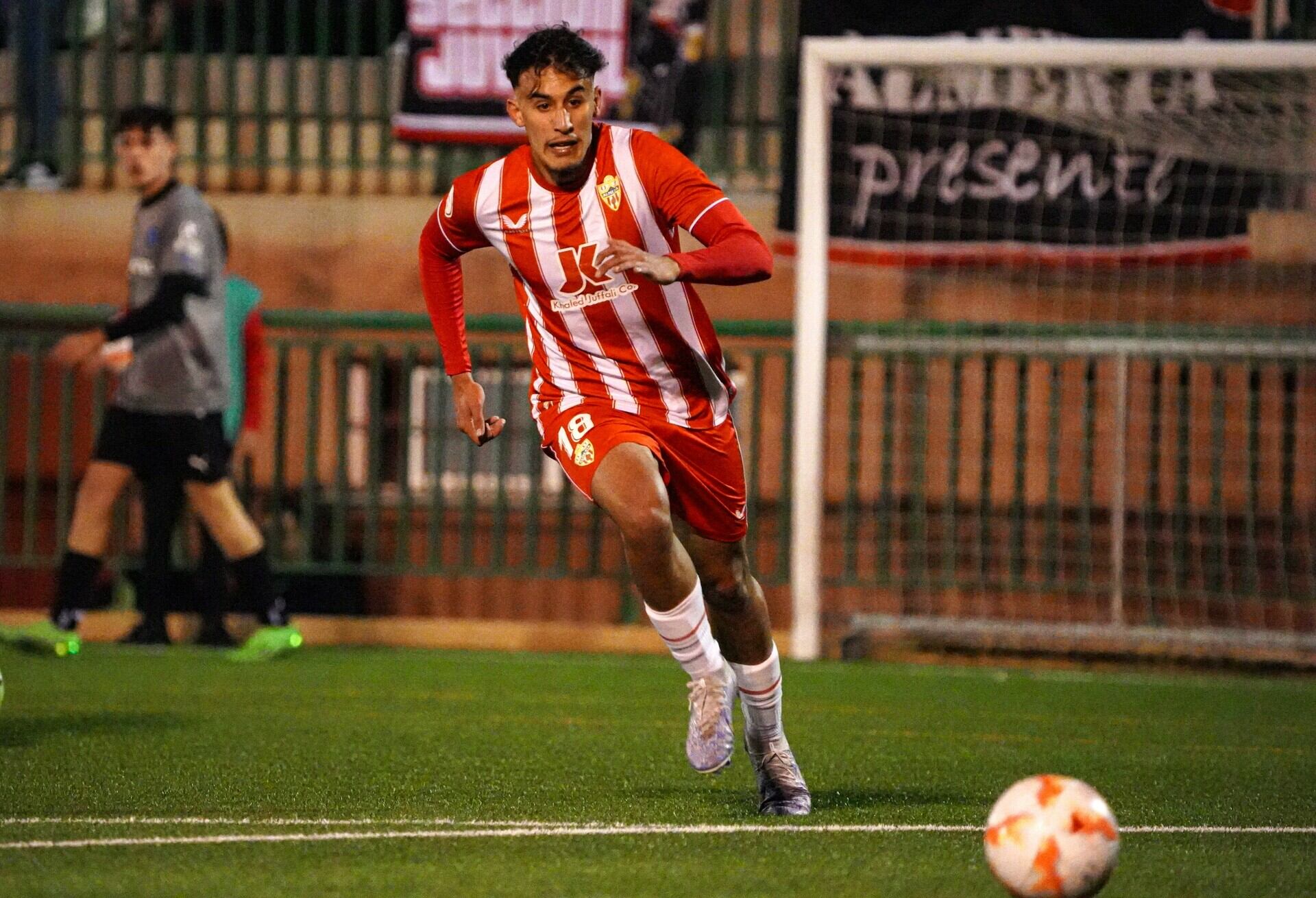 Rachad brilló la pasada temporada con el Almería juvenil.