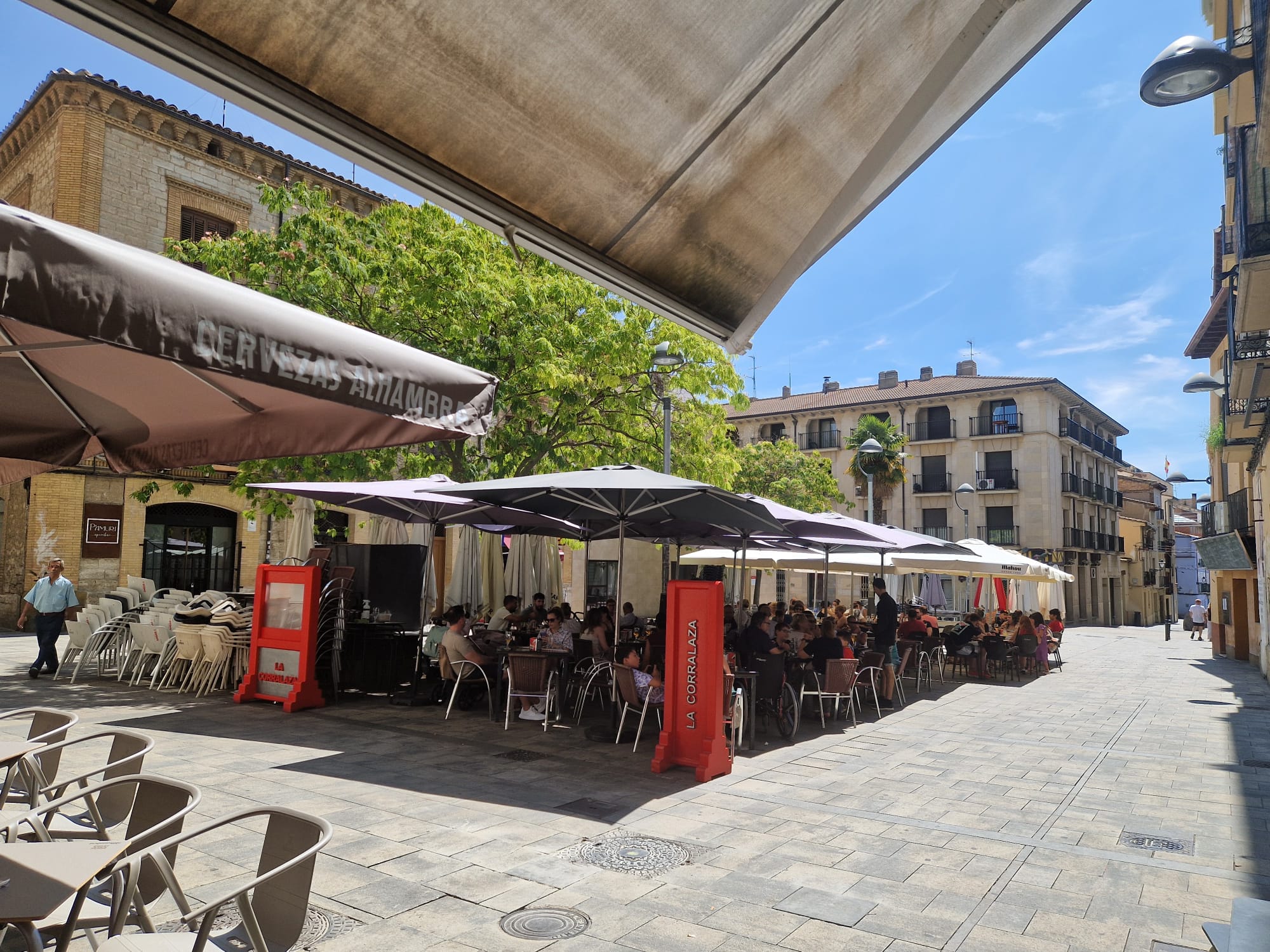 Veladores, este domingo, en Huesca