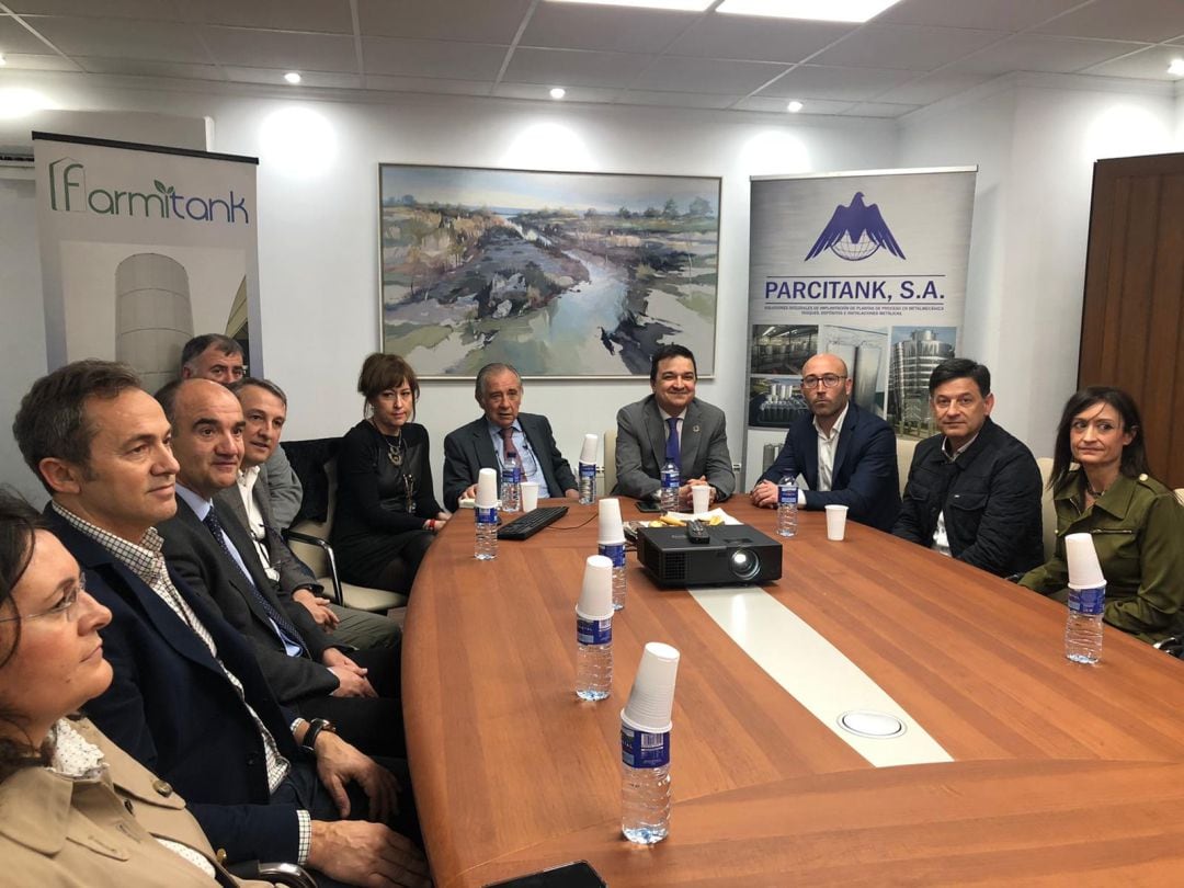 El consejero en su visita a Parcitank