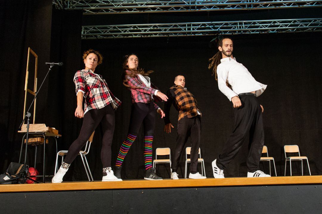 Momento del espectáculo musical &#039;No más bullying. Combátelo con arte&#039;.