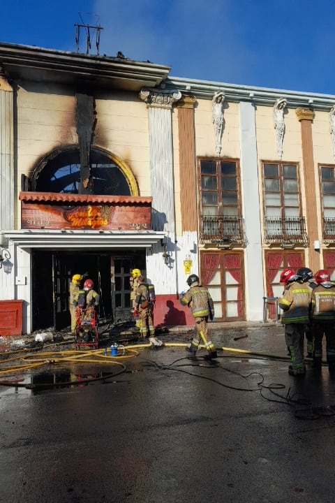 Incendio en tres discotecas en Atalayas, Murcia