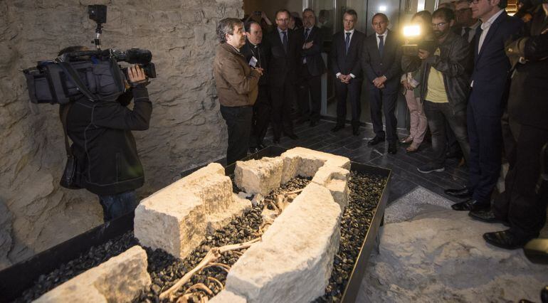  La Catedral de Santa María de Vitoria ha transformado en museo el subsuelo del templo gótico, donde descansa parte de la historia de la capital alavesa, 