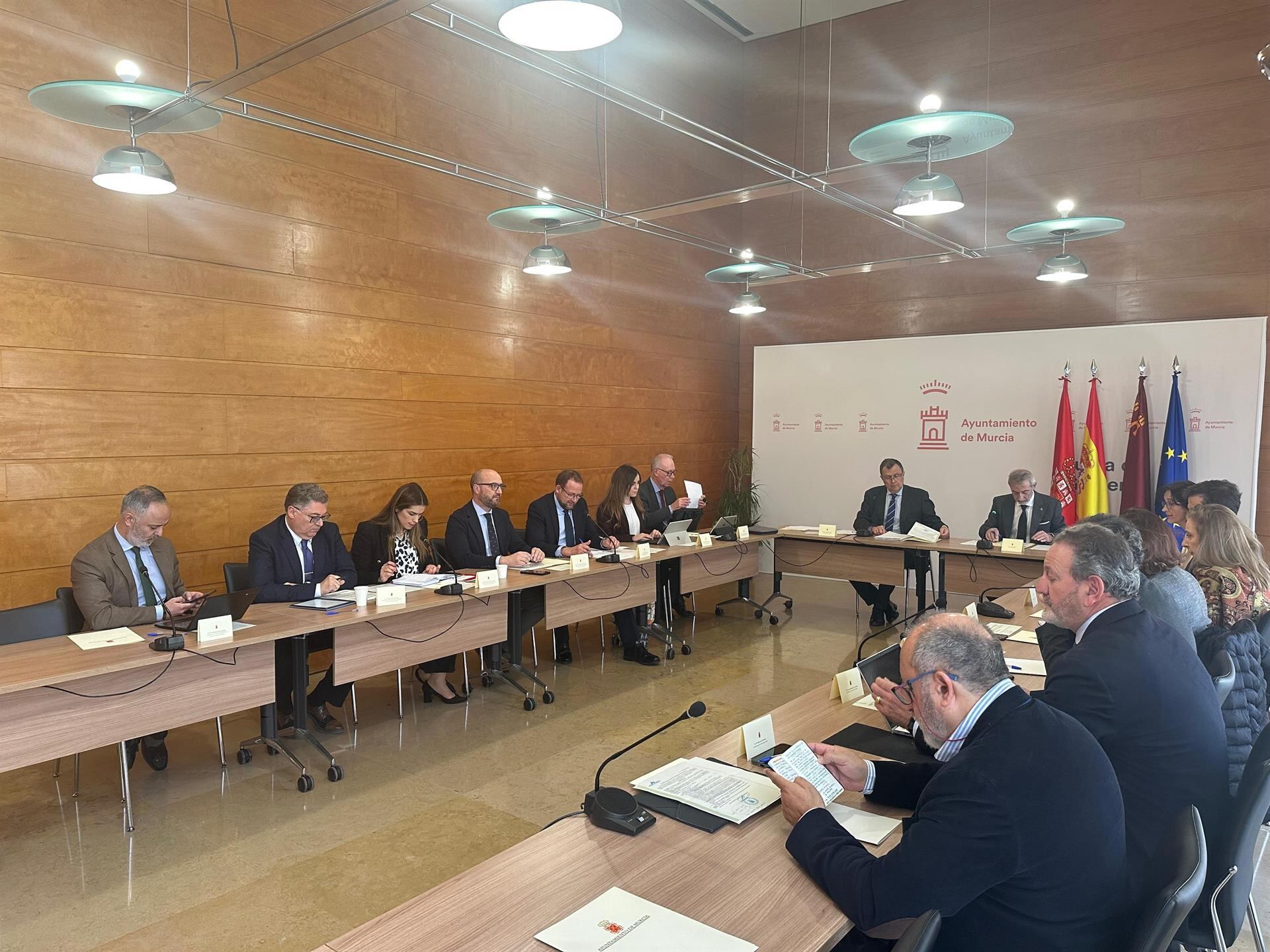 Reunión del Consejo de Administración de Aguas de Murcia