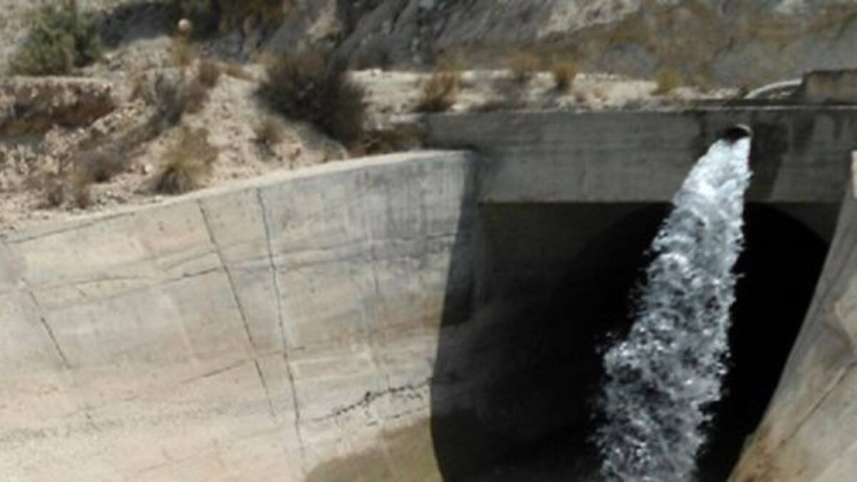 Regar en el Canal Bajo del Alberche con agua del Tajo "es una barbaridad"