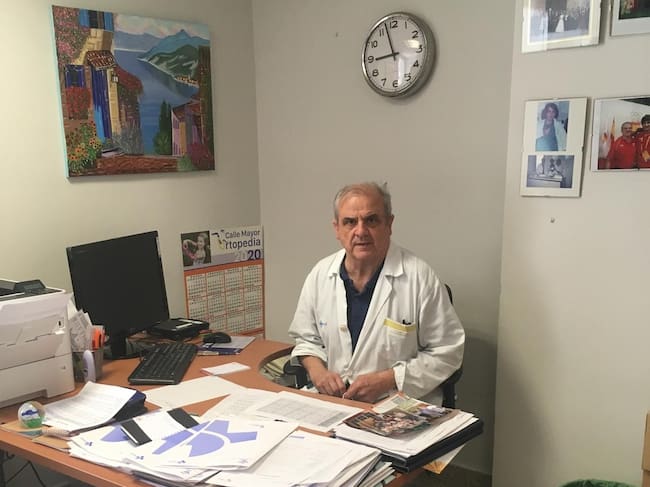 Gonzalo Ibáñez en su despacho en el CAUPA