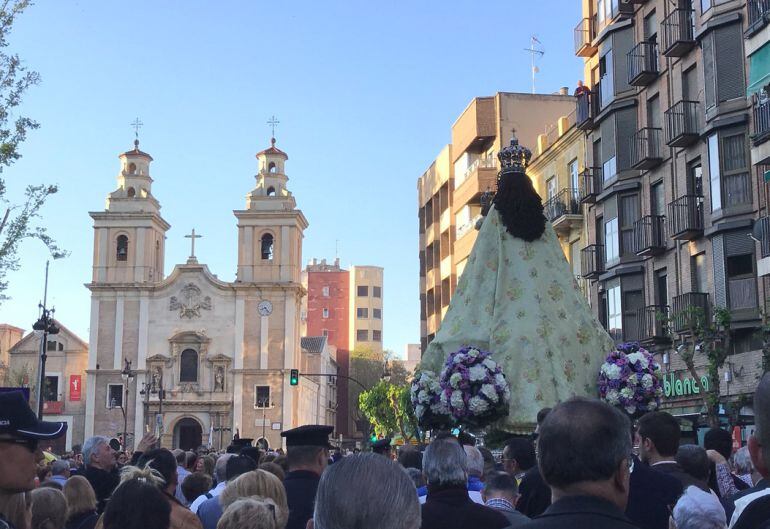 La Virgen de la Fuensanta regresa a su santuario de Alezares arropada por miles de ciudadanos. (Imagen de archivo)