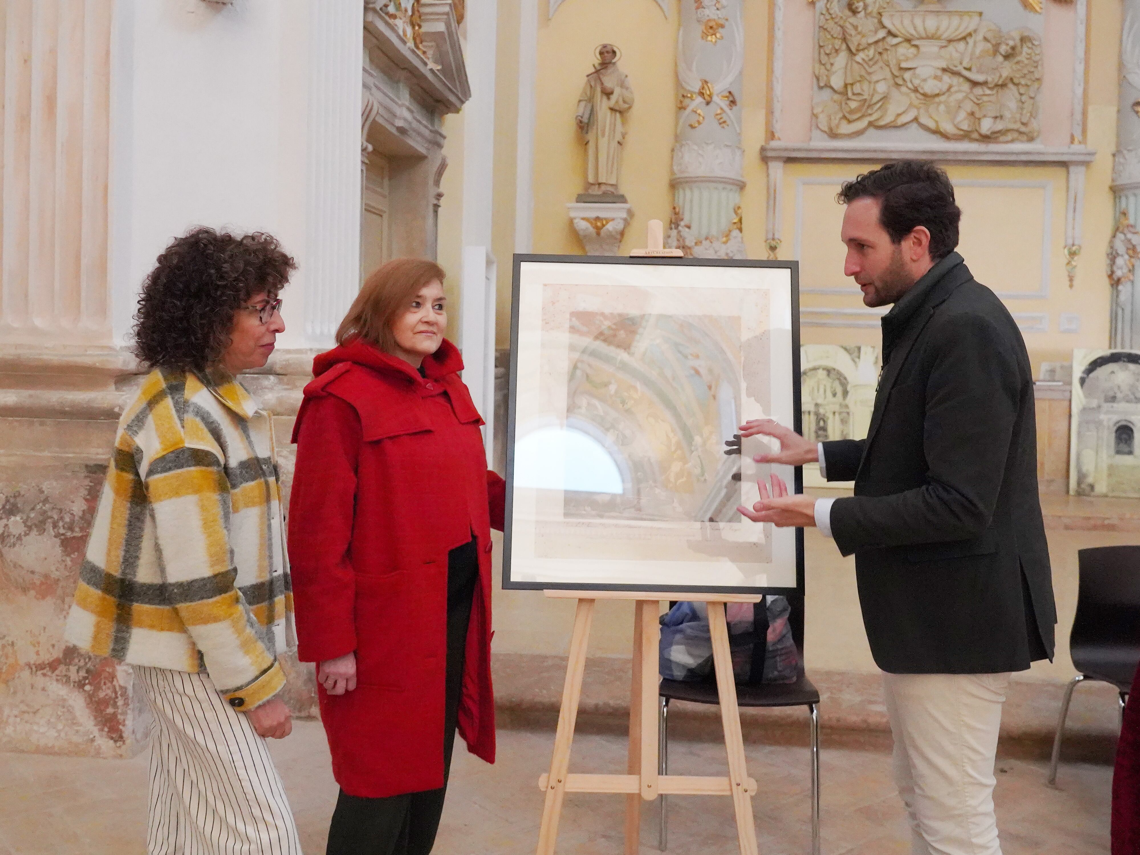 Azucena Prior, Elena Aquilué e Isaac Claver presidente de DPH