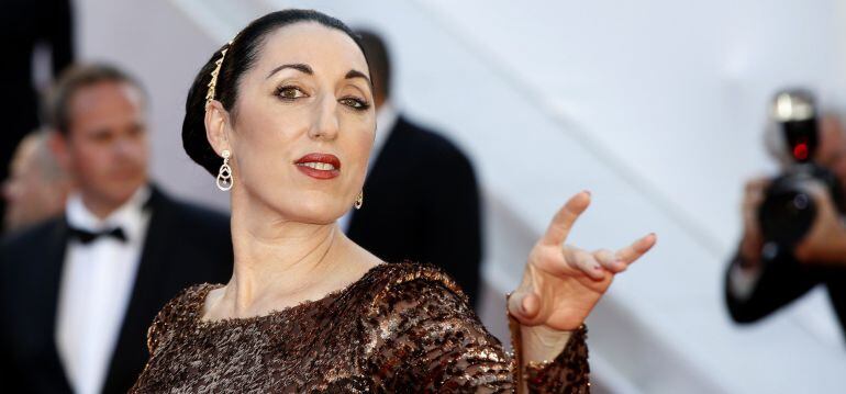 Spanish actress and member of the Feature Film jury Rossy de Palma poses as she arrives for the screening of the film &quot;Youth&quot; at the 68th Cannes Film Festival in Cannes, southeastern France, on May 20, 2015.   AFP PHOTO / VALERY HACHE