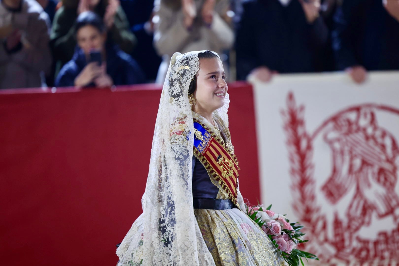 Marina García en la plaza de la Virgen