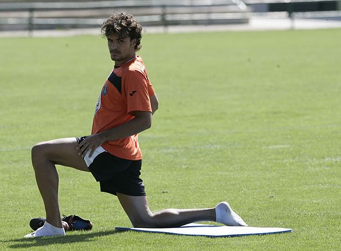 Pedro León, durante un entrenamiento con el Getafe