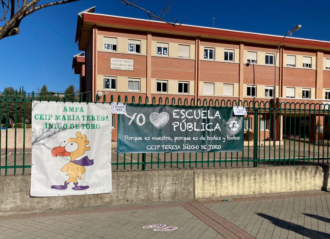 Cartel en el Íñigo de Toro