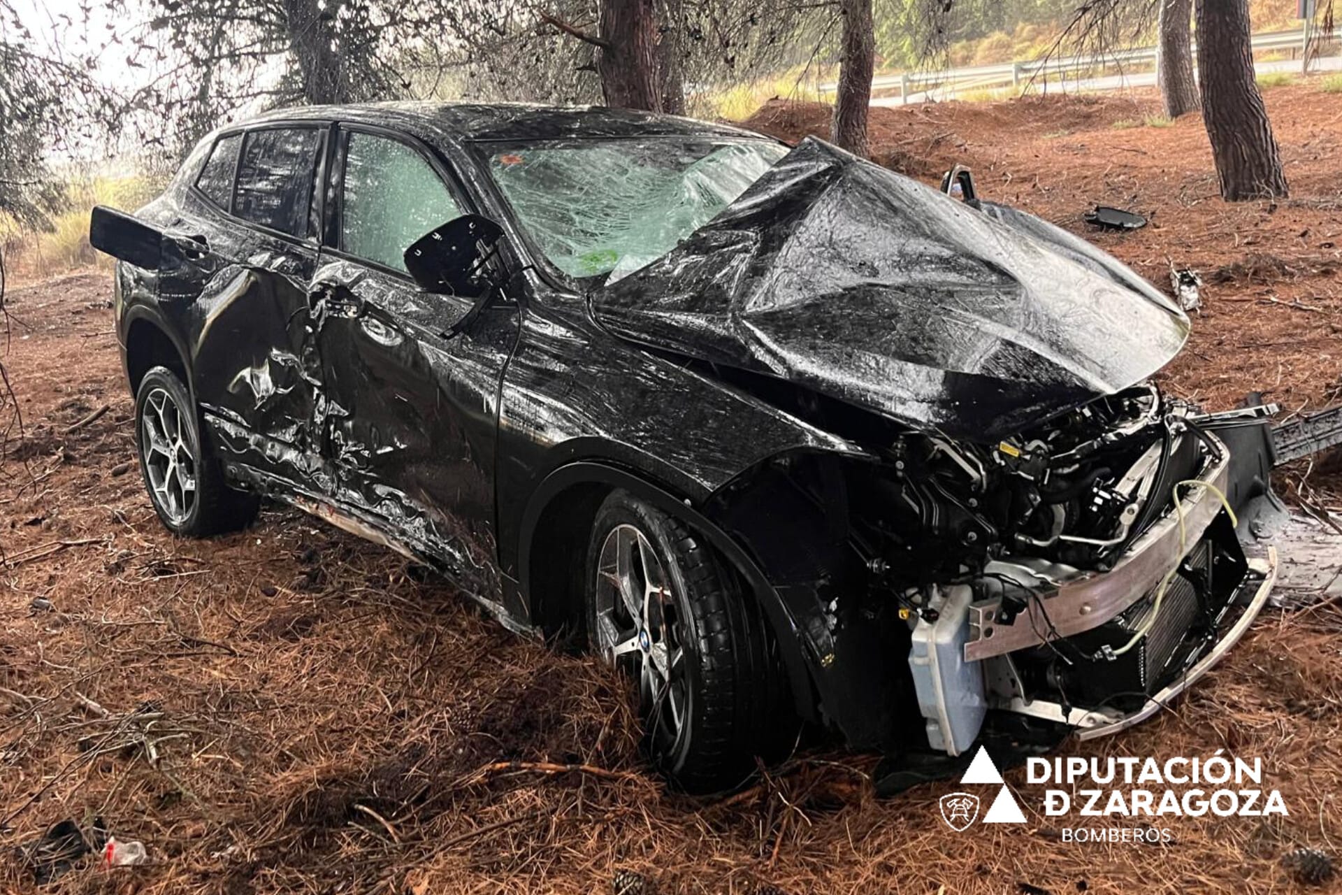 El secretario de Escratón sufrió a primera hora del domingo un accidente de tráfico cuando se dirigía a un colegio electoral