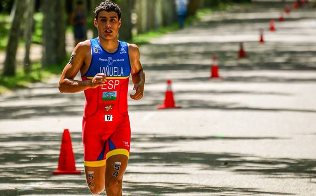 Kevin Viñuela y otros deportistas locales regresaron a los entrenamientos al aire libre