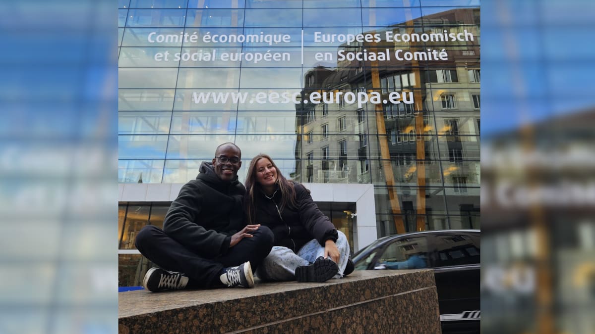 Carolina Trillo, vecina de Fuenlabrada, defiende en Bruselas la candidatura fuenlabreña como Ciudad Europea de la Juventud 2027.