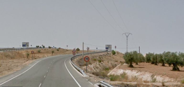 Una mujer fallecida y otra herida tras el choque entre un turismo y un tractor en Nambroca (Toledo) 