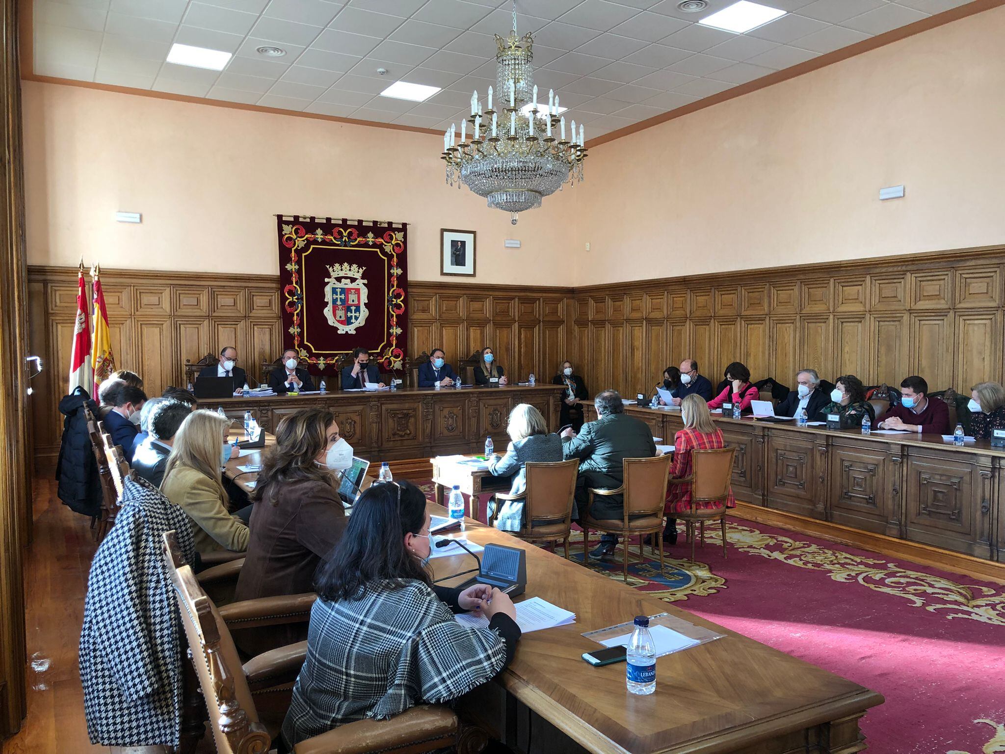 Imagen de archivo de un pleno del Ayuntamiento de Palencia