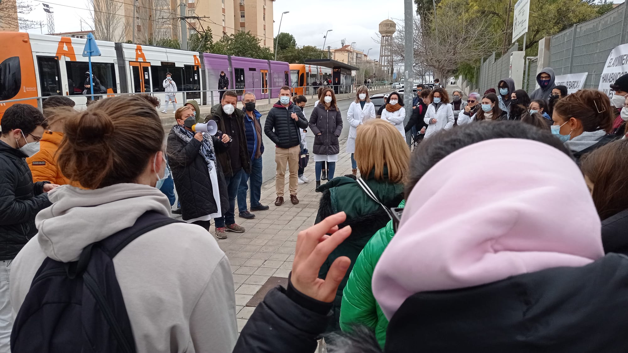 Momento de la concentración este lunes