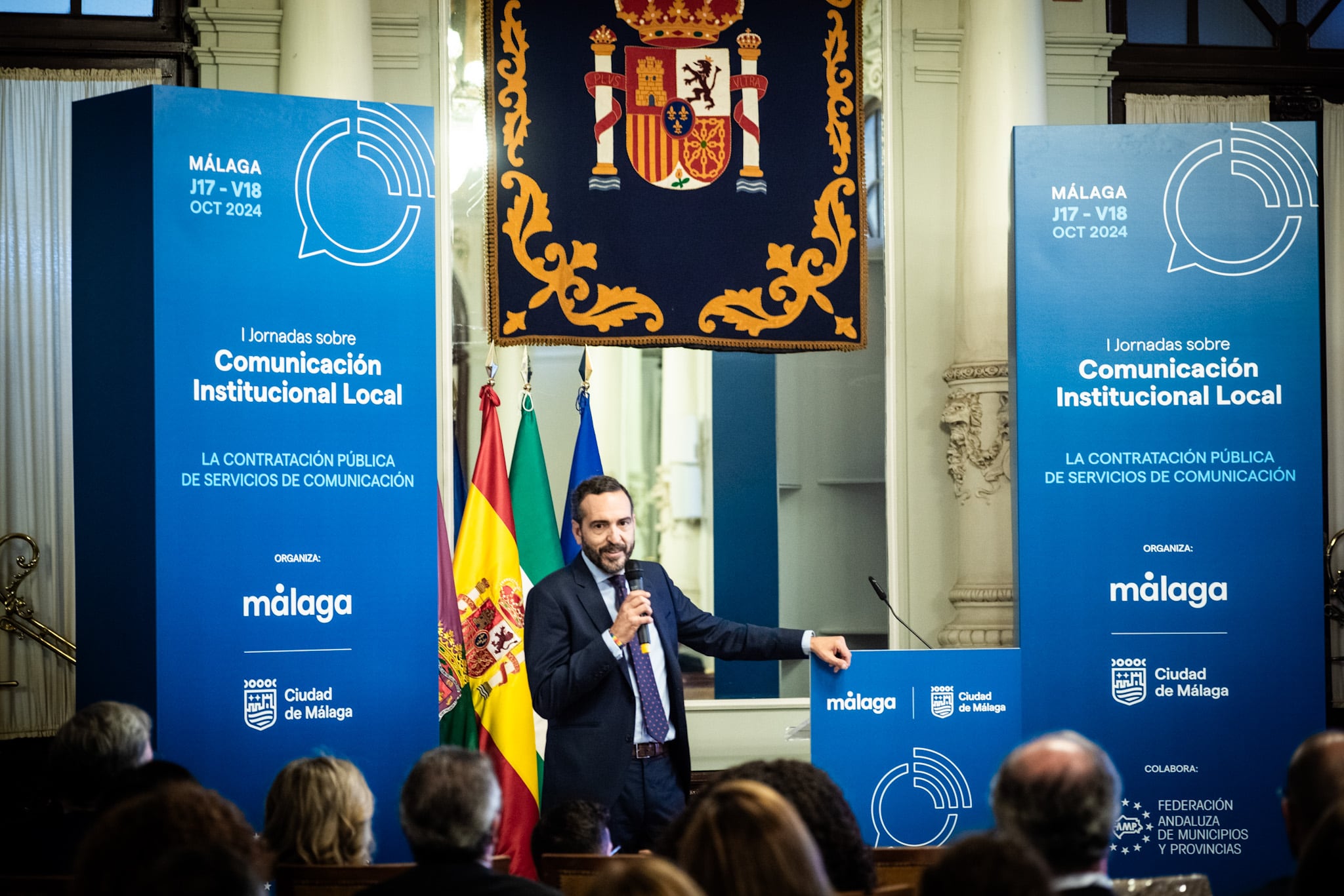 Primer día de las jornadas. Salón de los Espejos, Ayuntamiento de Málaga