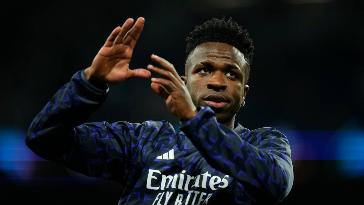 Carrusel Sábado I La explicación para el fracaso de Ancelotti con el comportamiento de Vinicius: "Nadie le pitó y aún así perdió los papeles..."