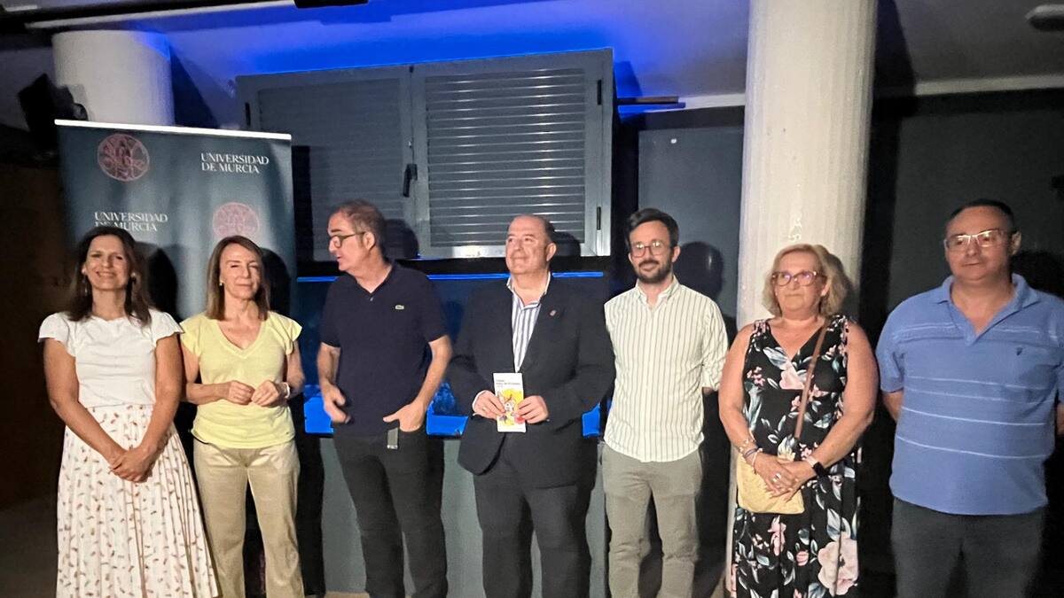 Entrevista a Basilio Piñero, presidente de la Junta Muncipal del Carmen. Hoy por Hoy Murcia