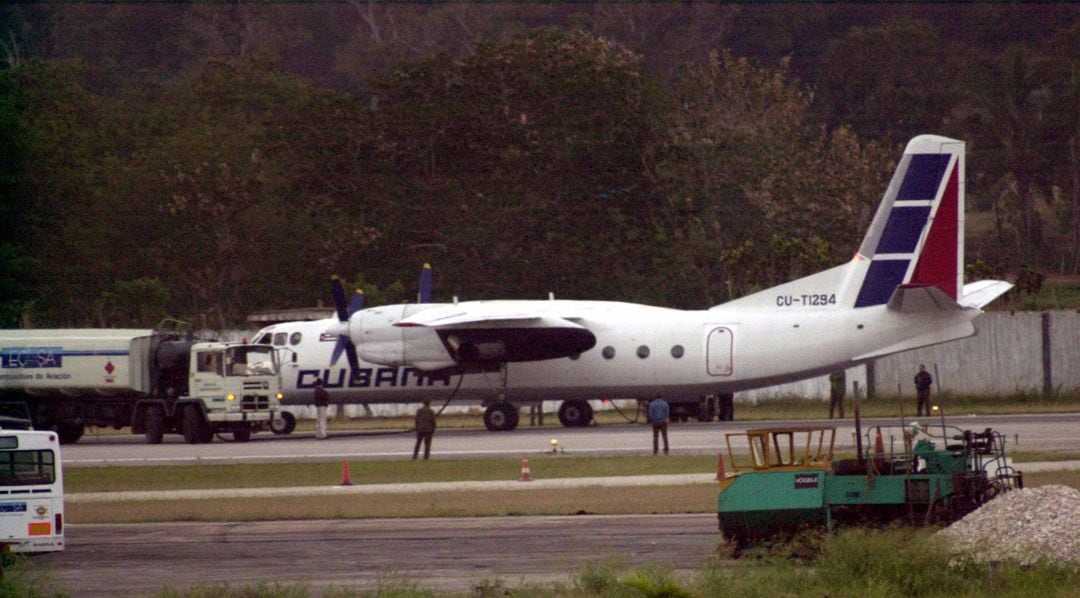 El envío de los medicamentos a Cuba se hacen a través de una aerolínea cubana