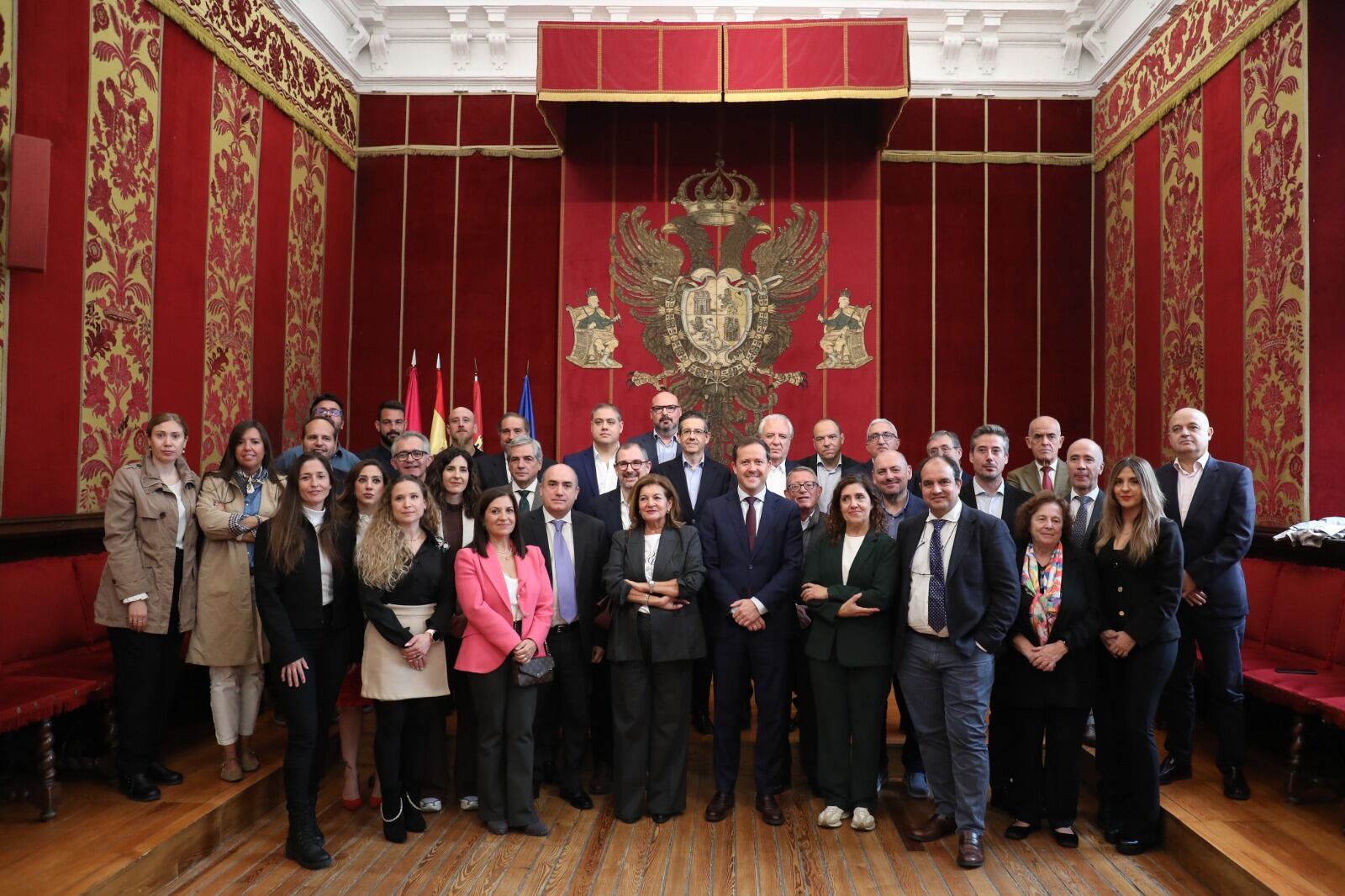 Foto de familia de la firma de adhesión a la candidatura de Toledo como Capital Europea de la Cultura 2031 de más de 40 medios de comunicación
