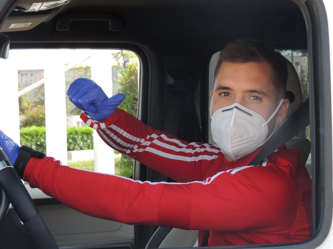 Valentín Vada llegando al Estadio Mediterráneo.