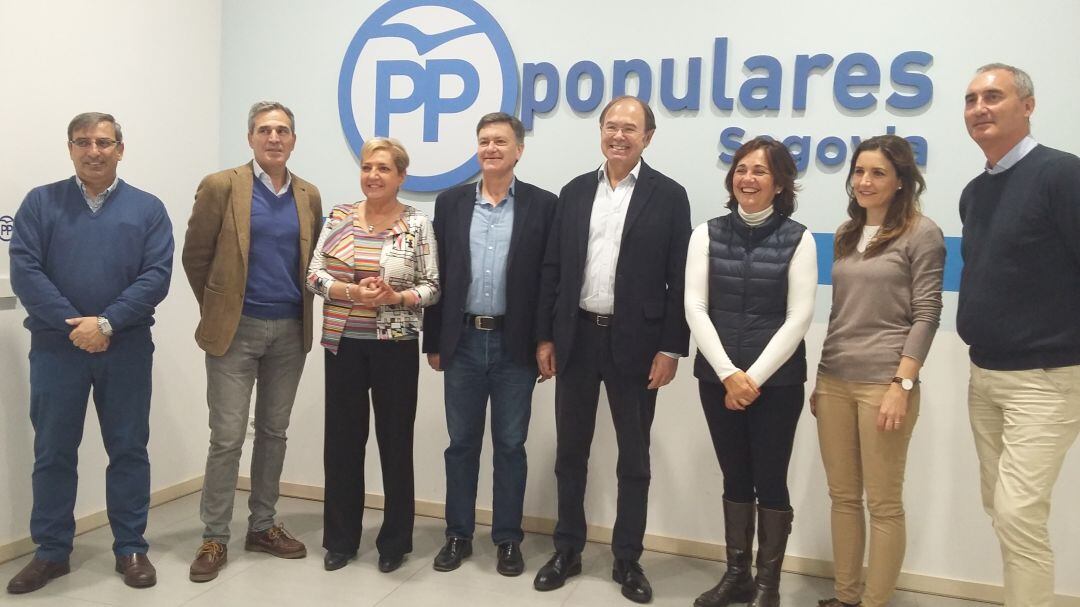 Pío García-Escudero visita Segovia para apoyar a los candidatos populares de la provincia