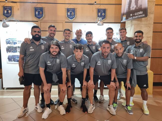 La plantilla del Xerez CD al completo estuvo en la inauguración