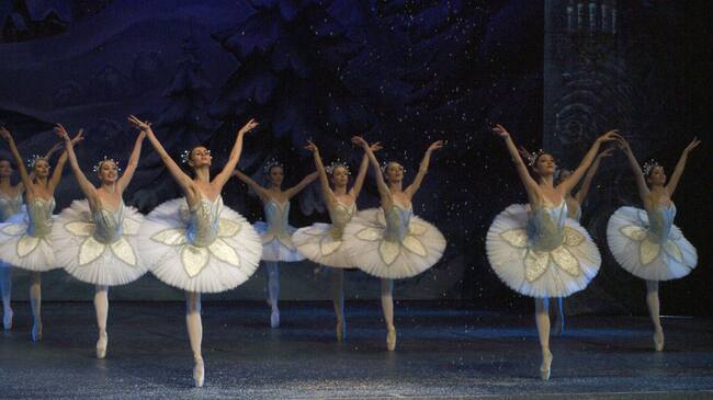 El Ballet Nacional Ruso durante la representación de El Cascanueces