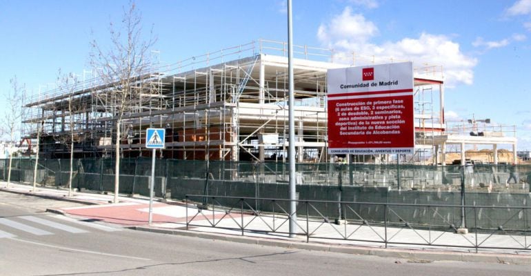 Obras de construcción del nuevo instituto en Alcobendas