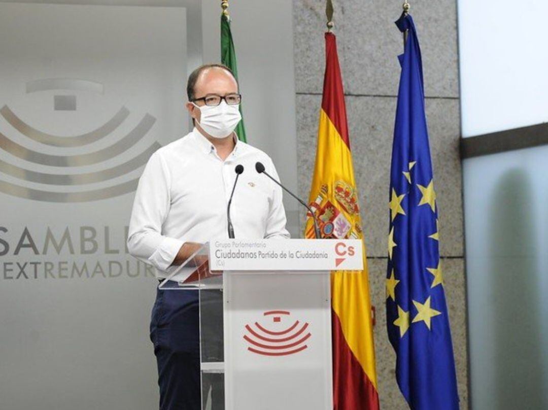 Cayetano Polo en la Asamblea de Extremadura
