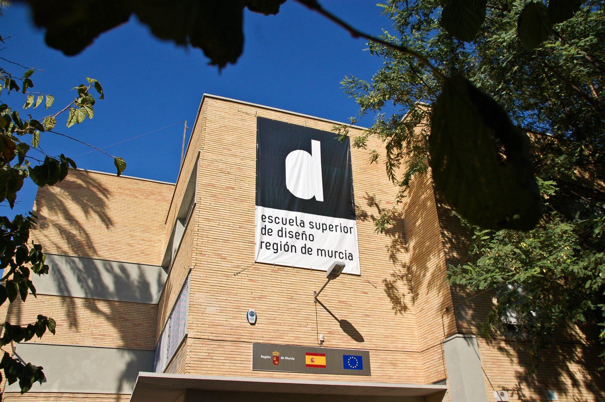 Suspenden las clases en la Escuela Superior de Diseño por los problemas estructurales detectados en el edificio