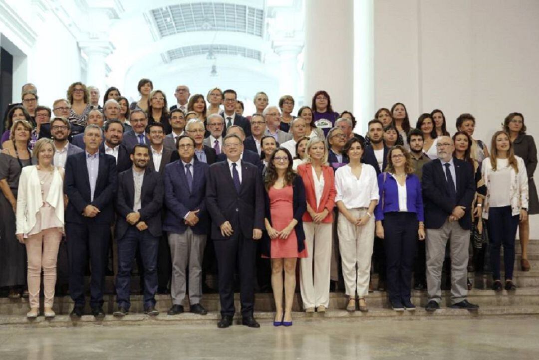 Foto de archivo del primer aniversario de la firma del Pacto Valenciano contra la Violencia Machista