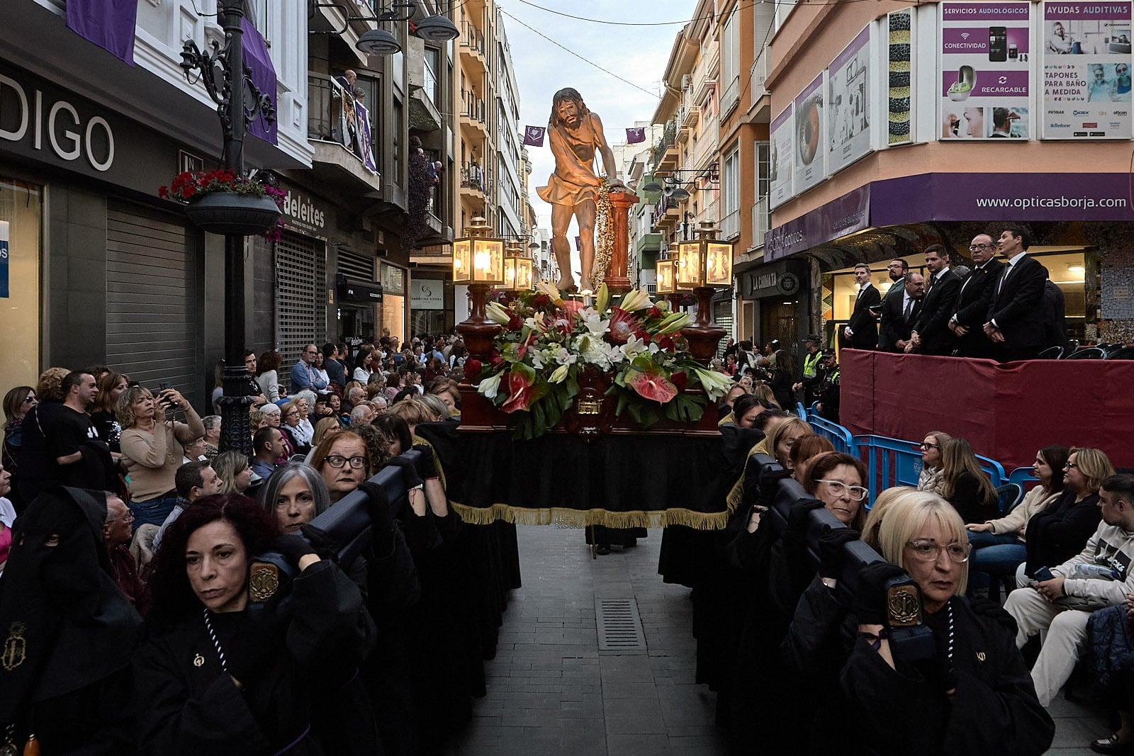 Procesión del Santo Entierro del Viernes Santo en Gandia