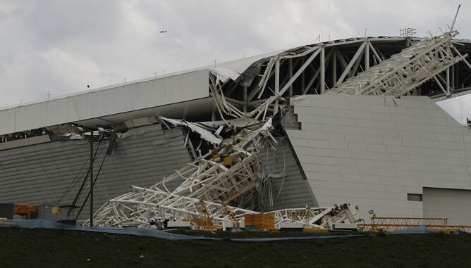 Accidente en el estadio de Sao Paulo, sede del partido inaugural del Mundial