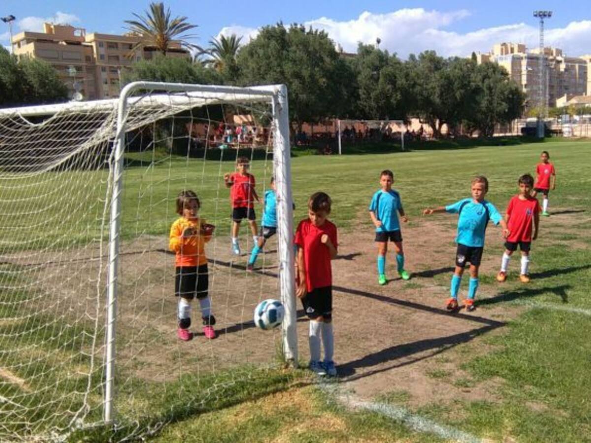 Que tots els infants juguin el mateix temps