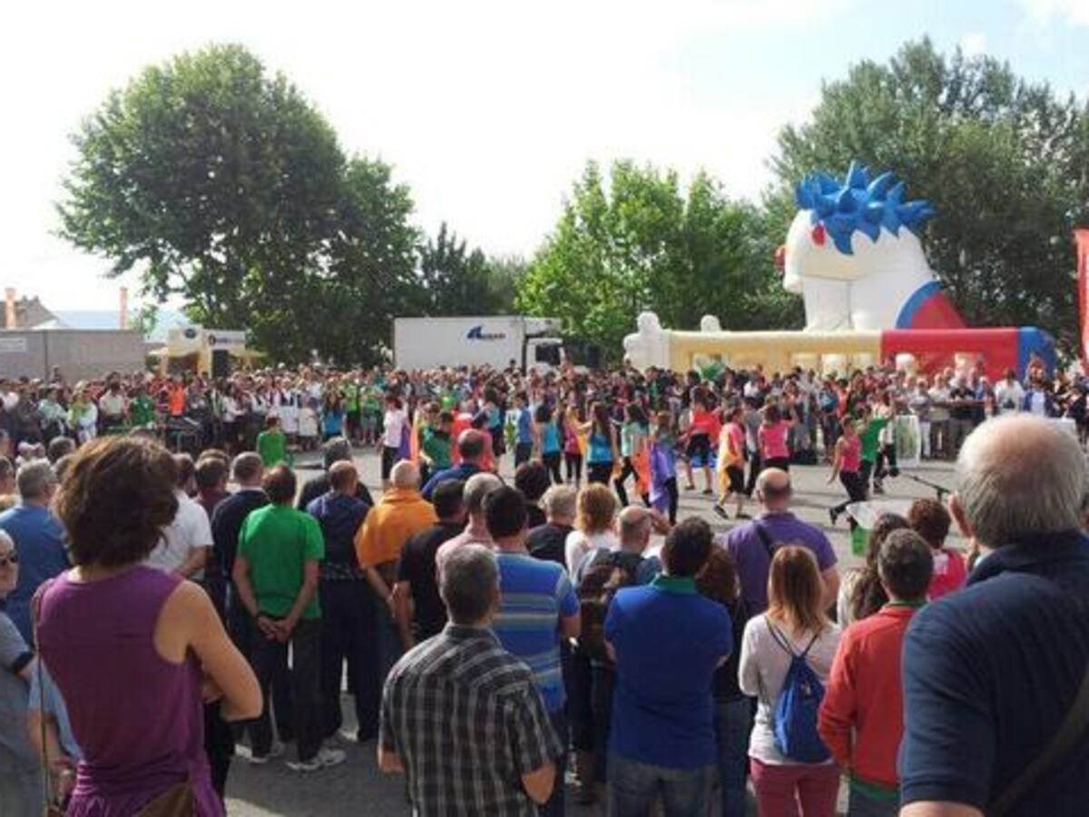 Miles de personas en el Araba Euskaraz