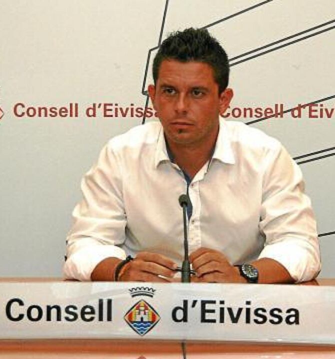 Triguero en su etapa de conseller de Deportes