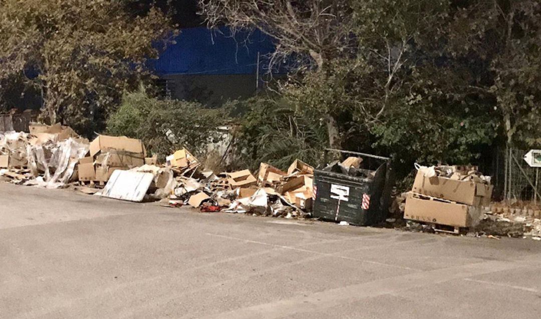 Imagen de los vertidos.