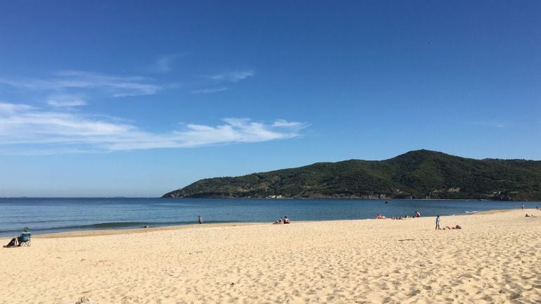 Playa de Getares, esta tarde, tras suceder el accidente