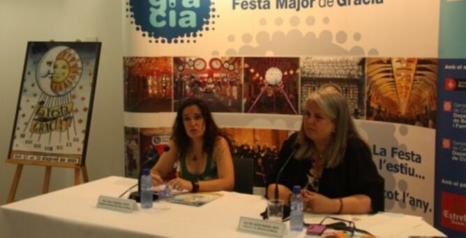 La presidenta de la Fundació Festa Major de Gràcia, Carla Carbonell, i la regidora del Districte de Gràcia, Maite Fandos