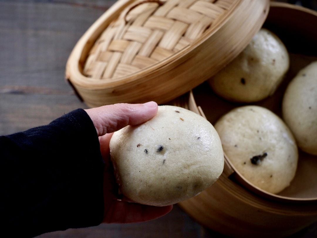 Bao buns de trufa negra.